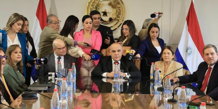 Gobierno presentó proyecto del Presupuesto General de Gastos 2027 en el Congreso