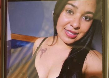 Una mujer asesinada y otra herida; Fiscalía investiga un feminicidio