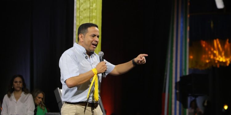 Estigarribia apunta a unir a la oposición rumbo a 2028 tras las municipales