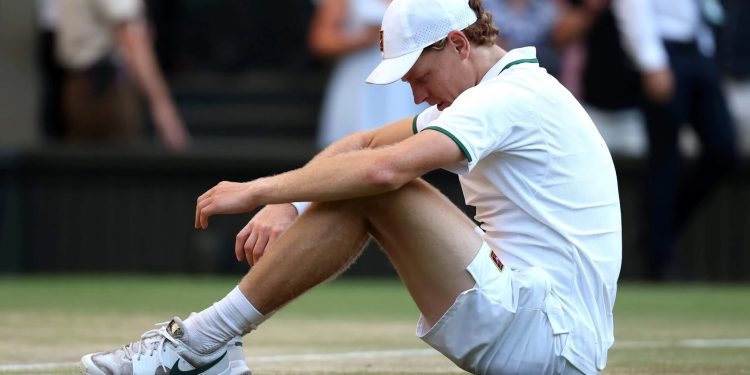 Jannik Sinner renuncia a Pekín y aplaza su regreso a las pistas