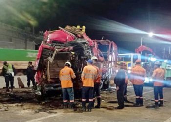 Familiares de víctimas del accidente de Pedrozo demandan al Estado por G. 27.000 millones