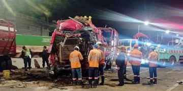 Familiares de víctimas del accidente de Pedrozo demandan al Estado por G. 27.000 millones