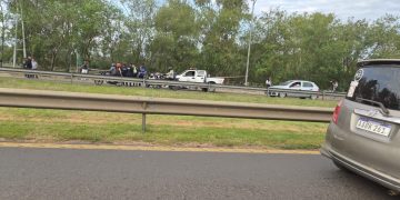 Motociclista pierde la vida tras chocar contra una camioneta en Ñu Guasú