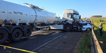 Docente muere en triple choque sobre la Ruta PY08 en Guayaibi