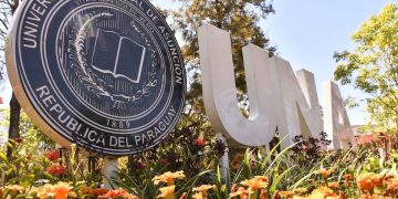 UNA investiga una red de difusión de imágenes íntimas de estudiantes