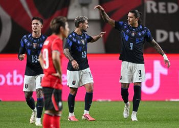 Uruguay se recuperó y derrotó a Corea del Sur en partido amistoso