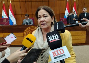 Bicameral analiza recortes en ministerios para dar cobertura al sector sanitario