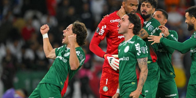 Palmeiras eliminó en penales a Liga de Quito y chocará en semis de la Libertadores con Fluminense