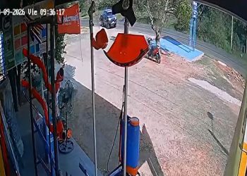 Joven de 19 años fallece tras choque entre motocicleta y camioneta en San Pedro