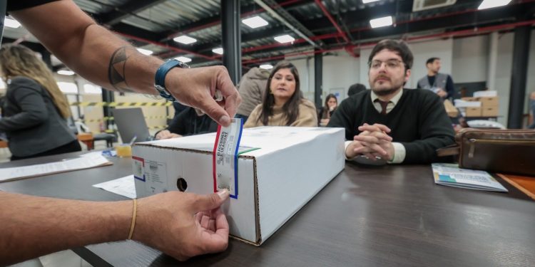 TSJE inicia auditoría judicial de maletines electorales para las municipales