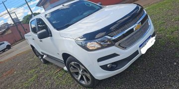 Simularon comprar una camioneta para maniatar y robar a un ciudadano brasileño
