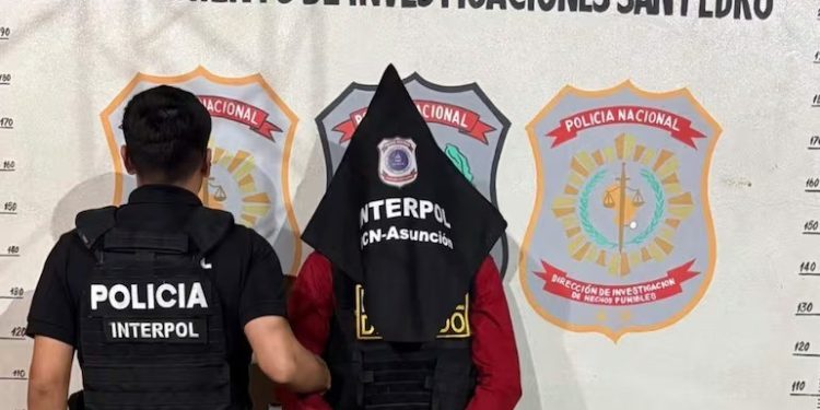 Interpol capturó a un hombre requerido con fines de extradición por Bolivia