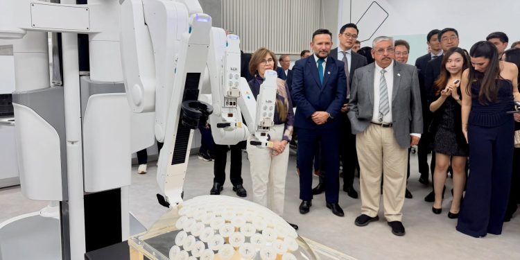 Paraguay inauguró su primer Centro de Entrenamiento en Cirugía Robótica