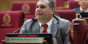 Senador califica de «signo positivo» la reunión entre Cartes y Alliana