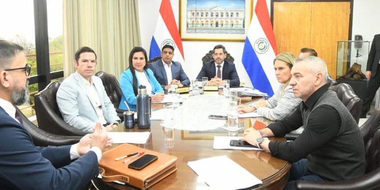 Diputados analizan endurecer sanciones por llegadas tardías y ausencias