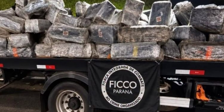 Detuvieron a dos paraguayos con casi tres toneladas de marihuana en Brasil