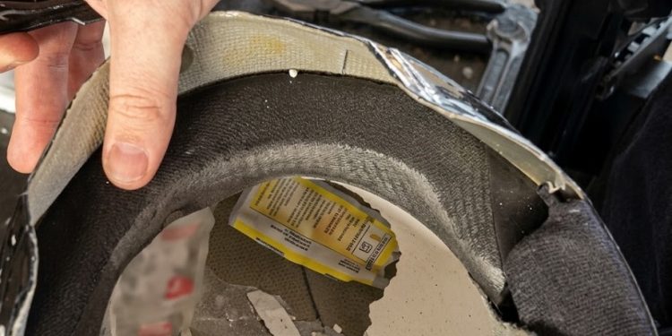 Hallaron 68 ampollas de medicamentos para adelgazar ocultas dentro de un casco