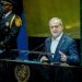 El presidente de Irán afirma que no cederá en sus derechos de desarrollo nuclear
