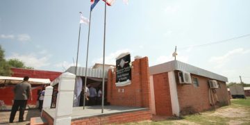 Elevan a juicio oral proceso contra exjuez y otros cuatro acusados por abuso de una menor