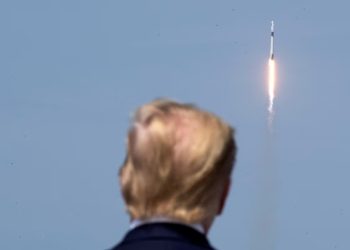 Estados Unidos admite por primera vez el despliegue de armas en el espacio