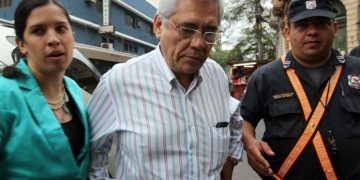 Exrector de la UNA recupera la libertad tras compurgar su pena