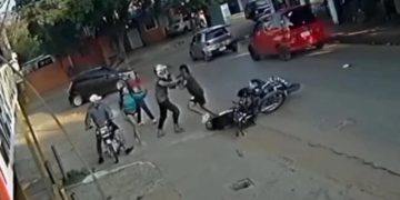 Madre de conductor de Bolt acusado por homicidio: «acá la víctima es mi hijo»