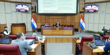 Comisión del Senado dictamina a favor de exigir la devolución de pagarés en el acto al saldar deudas
