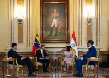 Patria Querida sostiene que el encuentro entre Peña y Delcy Rodríguez «avergüenza» al país