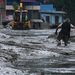 Asciende a 955 cifra de muertos tras avalancha en frontera entre Nepal y China