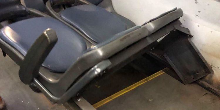 Asiento del servicio «Diferencial» se desprendió y generó alarma entre pasajeros