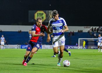 Cerro Porteño recibe a 2 de Mayo en Barrio Obrero