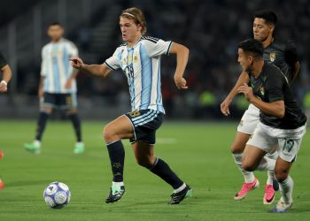 Argentina vence a Bolivia por 4-0 en su primer partido desde la retirada internacional de Lionel Messi