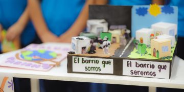 Escuelas de la Chacarita y el centro histórico presentaron proyectos científicos para mejorar sus barrios