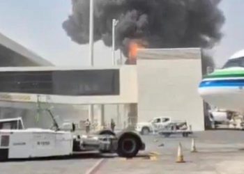 Ataque con misil contra aeropuerto de Riad deja 12 muertos y más de 300 heridos
