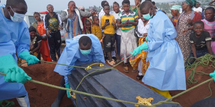 Ébola en el Congo: muertes superan las 5.000 y crece la preocupación por el brote