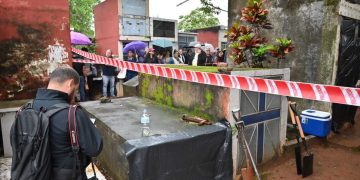 Excavan en el Cementerio del Este en busca de los restos de Agustín Goiburú