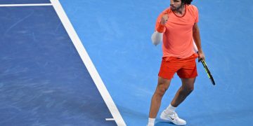 Alcaraz remonta un set en contra ante Munar y pasa a la final del torneo de Tokio