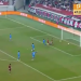 En una jugada insólita en China, un equipo marca dos goles simultáneamente, pero el árbitro no valida ninguno