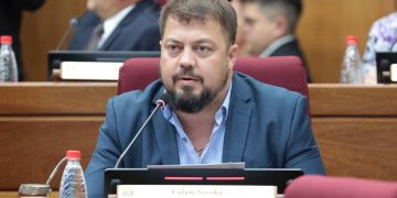 «No necesitamos nuevos escenarios de inestabilidad política», afirma senador