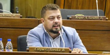 Senador cuestiona las presiones internas por la chapa presidencial de la ANR