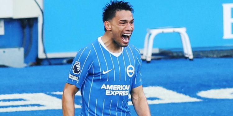 Diego Gómez firmó una obra de arte en la Premier League