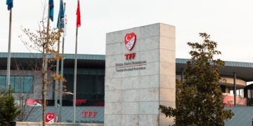 Turquía investiga a casi 450 dirigentes futbolísticos por apuestas ilegales