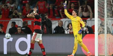 Maracanazo de Fernando Muslera y Estudiantes a la final de la Libertadores