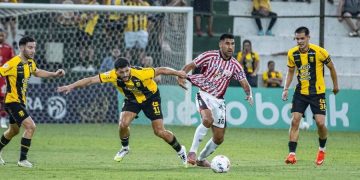 Guarani y San Lorenzo se perjudican mutuamente con un empate