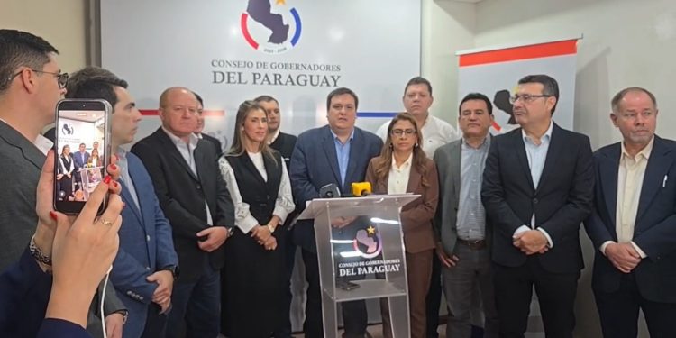 Gobernadores de la ANR respaldan «100% a Alliana»