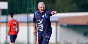 Alfaro respondió a las críticas: «dato mata relato y los números no los puedo dibujar»