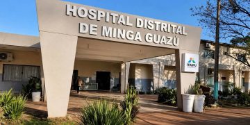 Una mujer murió electrocutada mientras intentaba reparar la luz de un gallinero
