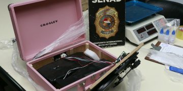 SENAD incauta marihuana de alta concentración de THC oculta en un tocadiscos