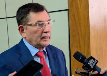 Comisión archivó proyectos antiguos y avaló aumentos graduales para mediadores