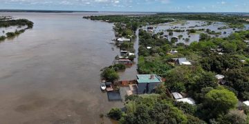 Ya son más de 4.300 familias afectadas por inundaciones y crecidas